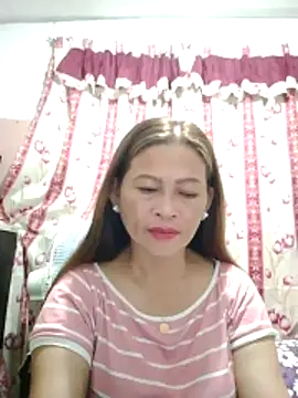 Snapshot of merr_ann123 chatting on 26, 4, 2026 merr ann123 online show from 26, 4, 2026