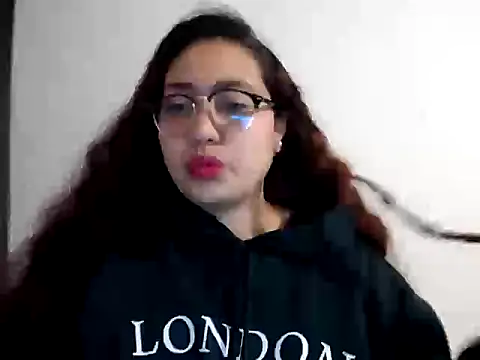 Snapshot of I_AM_ISABELLA chatting on 17, 10, 2025 I AM ISABELLA online show from 17, 10, 2025