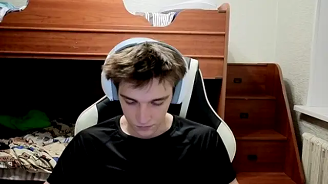 Snapshot of sweeetangeel chatting on 4, 11, 2025 sweeetangeel online show from 4, 11, 2025