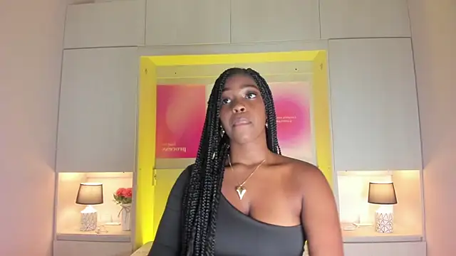 MaraBaker online show from 15, 12, 2025