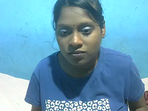 Indiansmiley01 online show from 5, 1, 2026