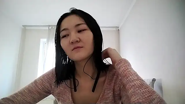 Lyndasilk online show from 20, 11, 2025