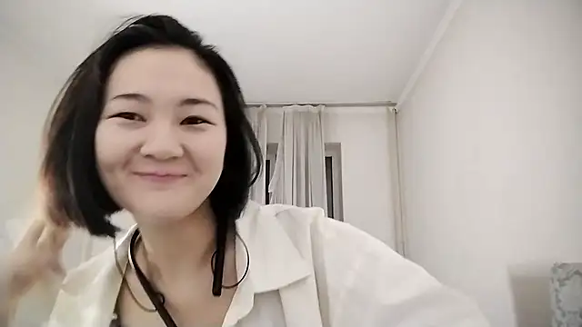 Lyndasilk online show from 23, 11, 2025