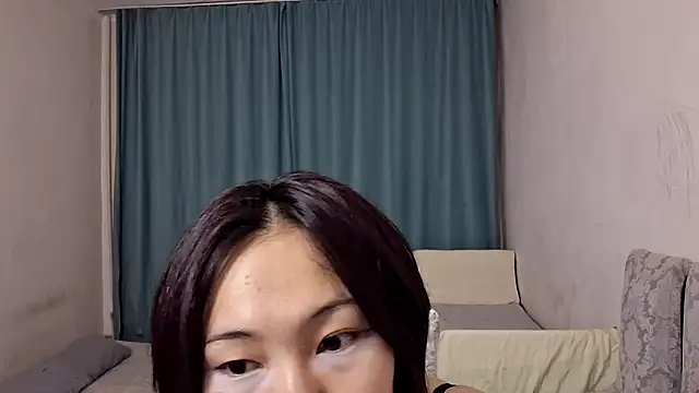 Lyndasilk online show from 12, 7, 2026