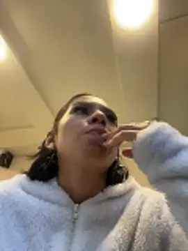 Snapshot of AlyssaRay chatting on 25, 5, 2026 AlyssaRay online show from 25, 5, 2026