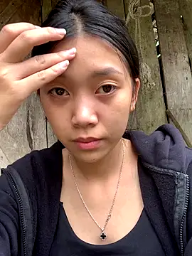 linh-lan1 online show from 31, 10, 2025