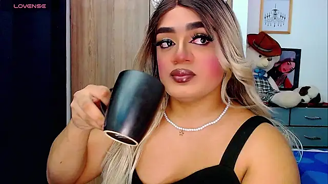 Sofiabigcock22 online show from 16, 1, 2026