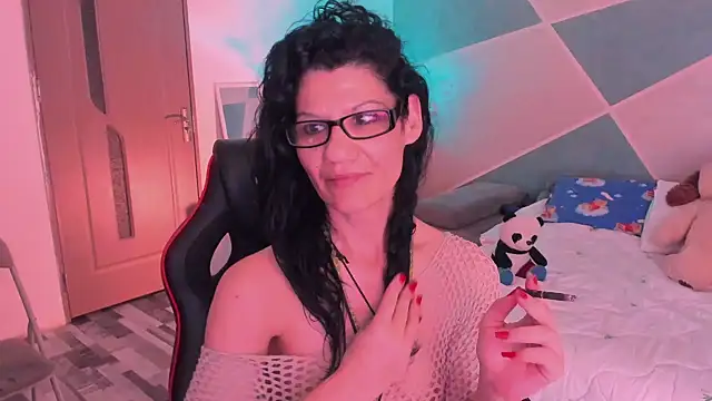 Snapshot of SweetSin40 chatting on 21, 4, 2026 SweetSin40 online show from 21, 4, 2026