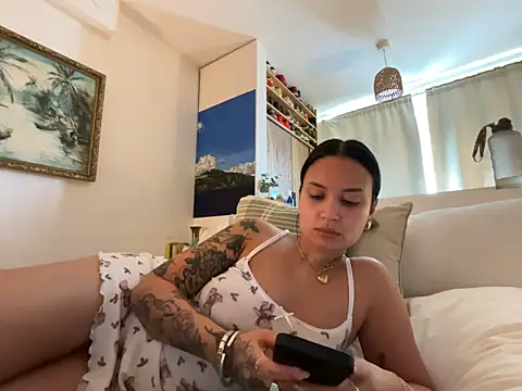 Snapshot of sexygoddessjessy chatting on 2, 4, 2026 sexygoddessjessy online show from 2, 4, 2026