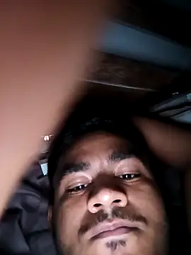 Snapshot of GlossyDare1823 chatting on 17, 10, 2025 GlossyDare1823 online show from 17, 10, 2025