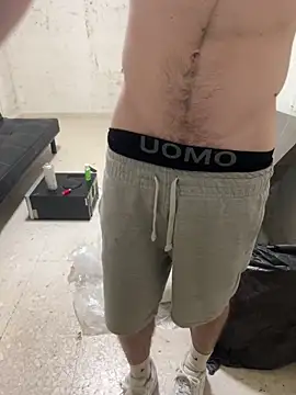 Snapshot of ZorroRomeo chatting on 13, 10, 2025 ZorroRomeo online show from 13, 10, 2025