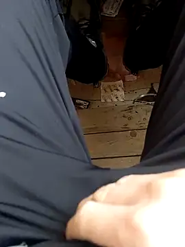 Snapshot of szabi1995 chatting on 13, 10, 2025 szabi1995 online show from 13, 10, 2025