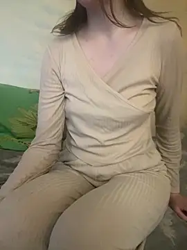 KittieCreme online show from 25, 4, 2026