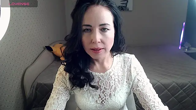 Snapshot of beautiful_moon3 chatting on 25, 4, 2026 beautiful moon3 online show from 25, 4, 2026