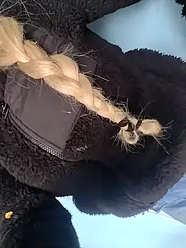 Snapshot of fernanda15 chatting on 29, 10, 2025 fernanda15 online show from 29, 10, 2025