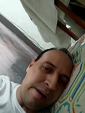 Snapshot of sacarlettareyo chatting on 17, 10, 2025 sacarlettareyo online show from 17, 10, 2025