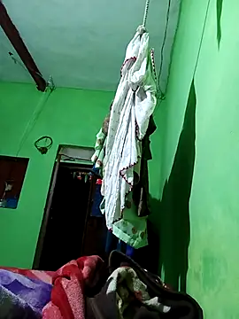 Karishma cute online show from 16, 11, 2025