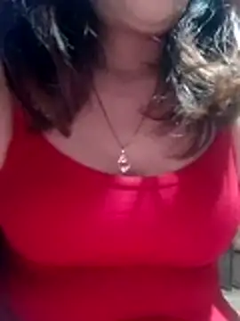 YiyinLy online show from 3, 3, 2026