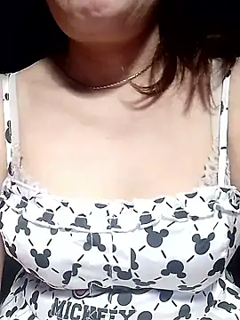 YiyinLy online show from 26, 5, 2026
