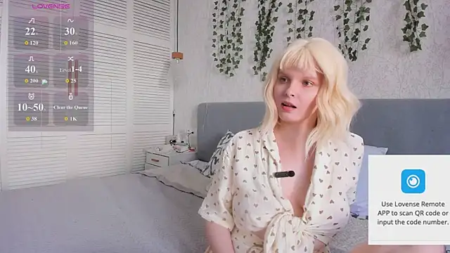 Stacy Starr online show from 17, 7, 2026