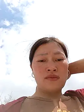 siusiu-00 online show from 19, 10, 2025