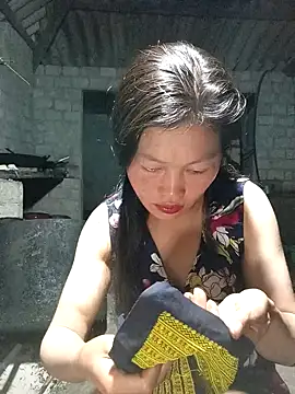 siusiu-00 online show from 19, 10, 2025