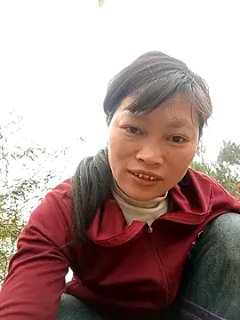 siusiu-00 online show from 16, 12, 2025