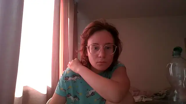 Snapshot of LuckySLove chatting on 2, 7, 2026 LuckySLove online show from 2, 7, 2026