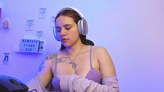 Emily Lindey online show from 22, 2, 2026