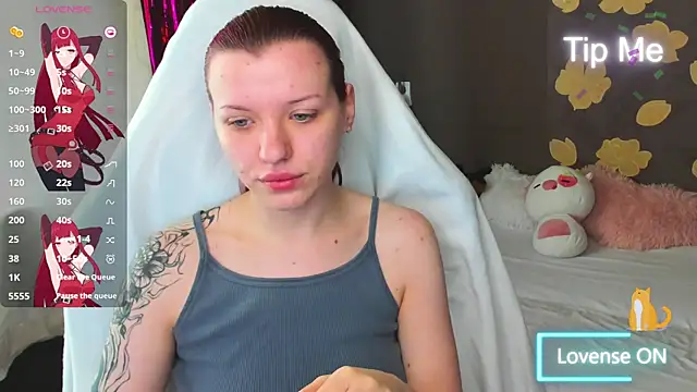 Snapshot of MeganNewCat chatting on 9, 7, 2026 MeganNewCat online show from 9, 7, 2026