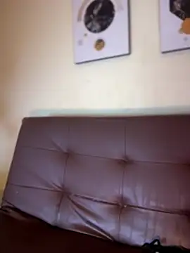 NovaFoxx online show from 6, 4, 2026