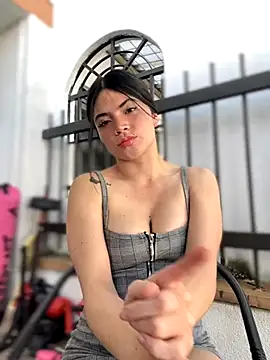 PamelaJonsom  online show from 1, 11, 2025