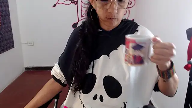 Lucyy Naugthy online show from 27, 3, 2026