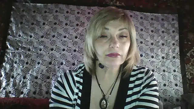 Lia Ray online show from 18, 12, 2025