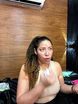 Yvonny27 online show from 28, 10, 2025