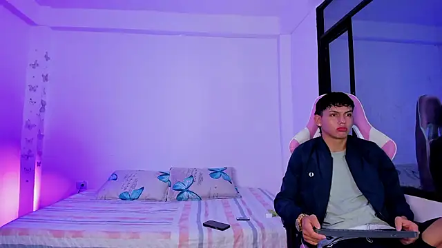 Axel Cody  online show from 9, 2, 2026