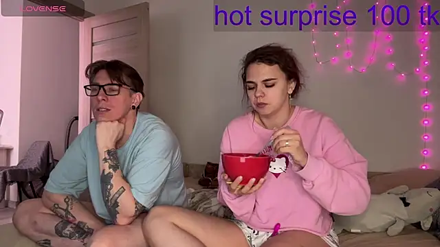 live sexy online show from 14, 4, 2026