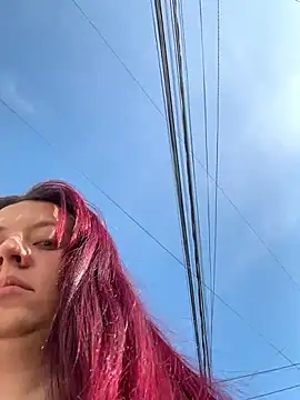 Zoe fire online show from 23, 10, 2025