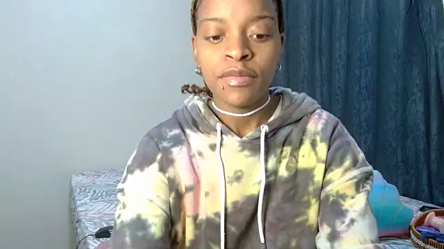Snapshot of fifiqueen25 chatting on 22, 3, 2026 fifiqueen25 online show from 22, 3, 2026