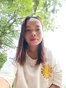 Nguyet2k4 online show from 13, 4, 2026