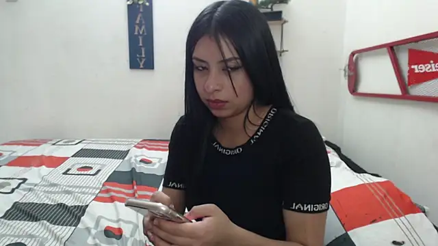 Lya Hall  online show from 14, 2, 2026