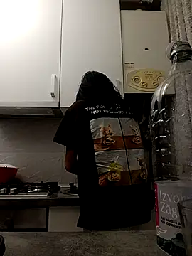 Snapshot of ReneeVoss chatting on 2, 2, 2026 ReneeVoss online show from 2, 2, 2026