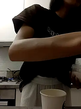 Snapshot of ReneeVoss chatting on 3, 2, 2026 ReneeVoss online show from 3, 2, 2026