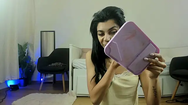 Snapshot of ReneeVoss chatting on 19, 2, 2026 ReneeVoss online show from 19, 2, 2026