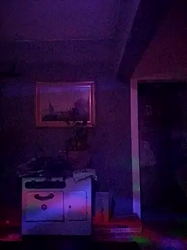 Nicolle Amor online show from 9, 1, 2026