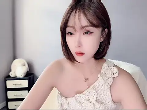 Snapshot of Monica7 chatting on 3, 11, 2025 Monica7 online show from 3, 11, 2025