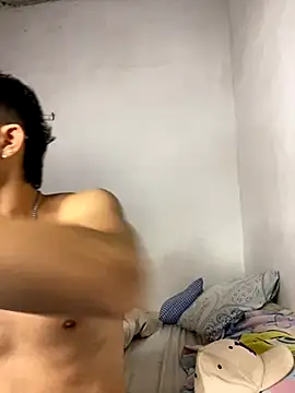 Snapshot of Myke_hotxxx chatting on 13, 11, 2025 Myke hotxxx online show from 13, 11, 2025