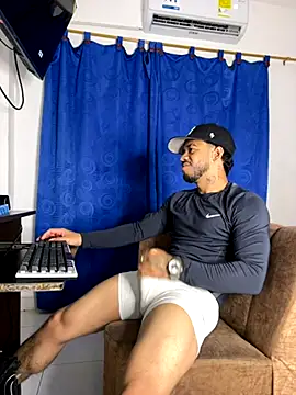 Kylian Alessandro online show from 2, 11, 2025