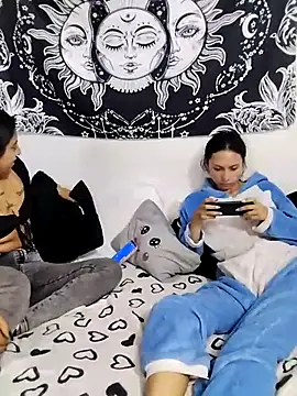 abby n emily online show from 23, 5, 2026