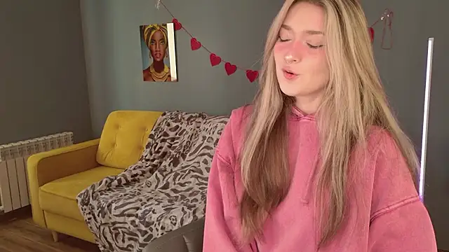 Snapshot of BellaSink chatting on 21, 2, 2026 BellaSink online show from 21, 2, 2026